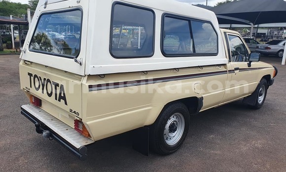 Buy Used Toyota Hilux Other Car in Beitbridge in Matabeleland South Buy Used Toyota Hilux Other Car in Beitbridge in Matabeleland South