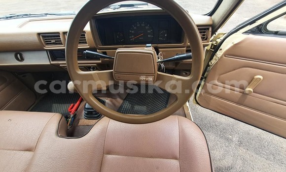 Buy Used Toyota Hilux Other Car in Beitbridge in Matabeleland South Buy Used Toyota Hilux Other Car in Beitbridge in Matabeleland South