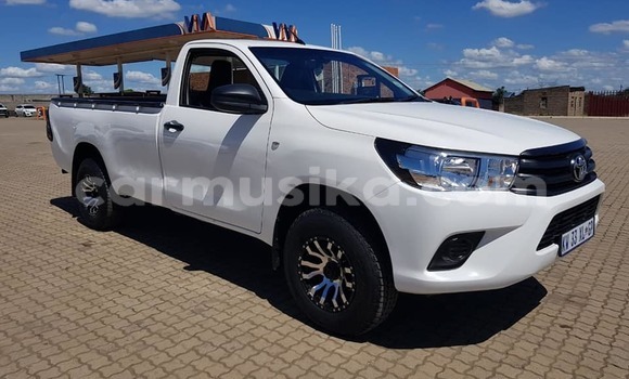 Acheter Occasion Voiture Toyota Hilux Blanc à Beitbridge, Matabeleland South Acheter Occasion Voiture Toyota Hilux Blanc à Beitbridge, Matabeleland South
