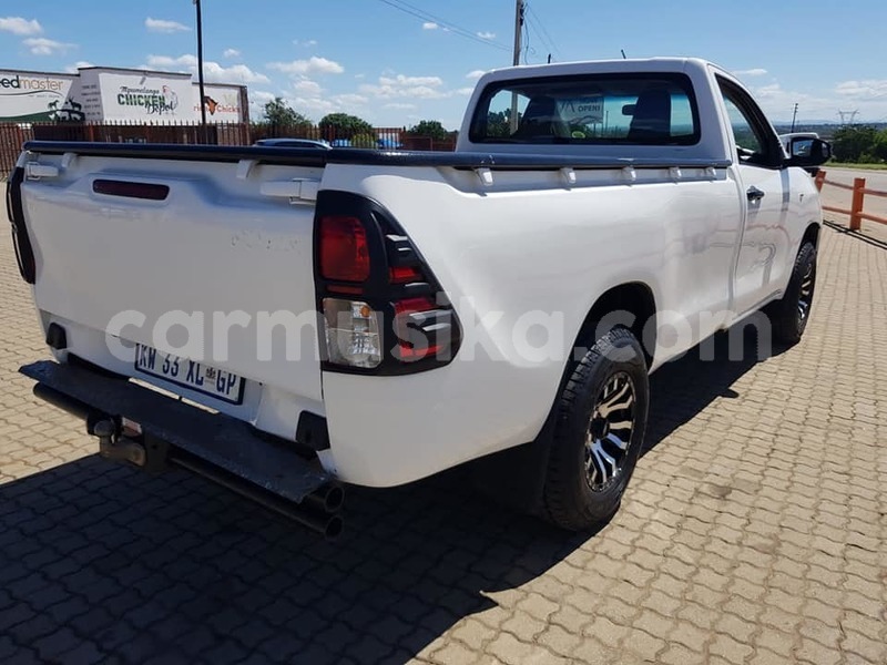 Big with watermark toyota hilux matabeleland south beitbridge 32224