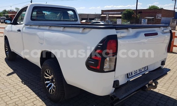 Acheter Occasion Voiture Toyota Hilux Blanc à Beitbridge, Matabeleland South Acheter Occasion Voiture Toyota Hilux Blanc à Beitbridge, Matabeleland South