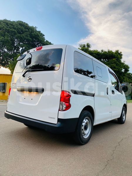 Big with watermark nissan nv200 harare harare 32225