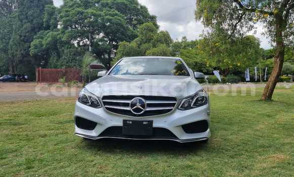 Acheter Neuf Voiture Mercedes-Benz E-Classe Gris à Harare, Harare Acheter Neuf Voiture Mercedes-Benz E-Classe Gris à Harare, Harare