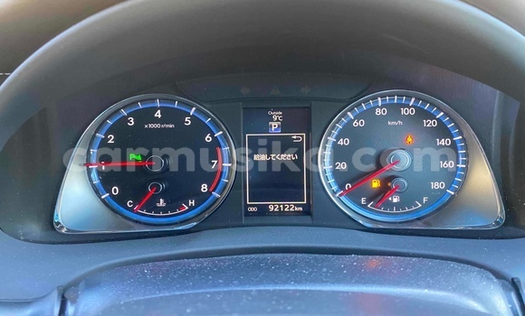 Acheter Occasion Voiture Toyota Harrier Blanc à Beitbridge, Matabeleland South Acheter Occasion Voiture Toyota Harrier Blanc à Beitbridge, Matabeleland South