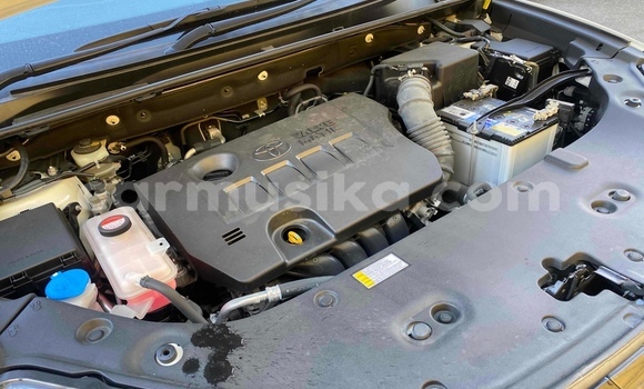 Acheter Occasion Voiture Toyota Harrier Blanc à Beitbridge, Matabeleland South Acheter Occasion Voiture Toyota Harrier Blanc à Beitbridge, Matabeleland South