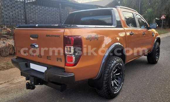 Tenga Tsaru Ford Ranger Beige Mota in Beitbridge in Matabeleland South Tenga Tsaru Ford Ranger Beige Mota in Beitbridge in Matabeleland South