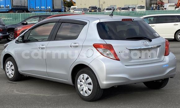 Acheter Occasion Voiture Toyota Vitz Gris à Beitbridge, Matabeleland South Acheter Occasion Voiture Toyota Vitz Gris à Beitbridge, Matabeleland South