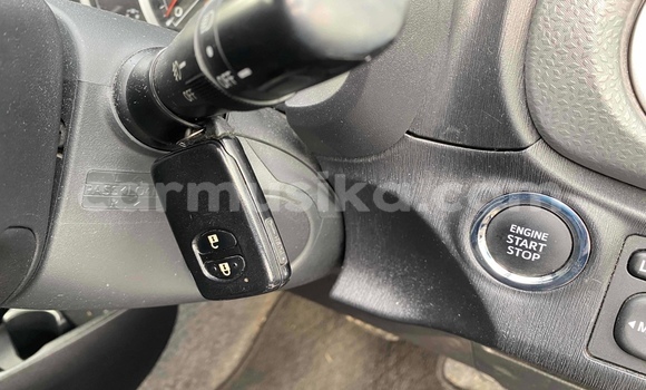 Acheter Occasion Voiture Toyota Vitz Gris à Beitbridge, Matabeleland South Acheter Occasion Voiture Toyota Vitz Gris à Beitbridge, Matabeleland South