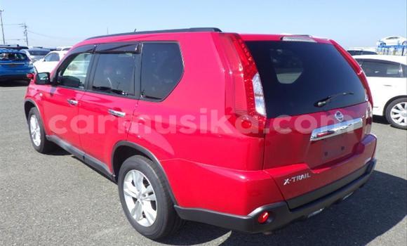 Acheter Occasion Voiture Nissan X–Trail Rouge à Beitbridge, Matabeleland South Acheter Occasion Voiture Nissan X–Trail Rouge à Beitbridge, Matabeleland South