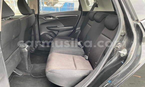 Acheter Occasion Voiture Honda Fit Noir à Beitbridge, Matabeleland South Acheter Occasion Voiture Honda Fit Noir à Beitbridge, Matabeleland South