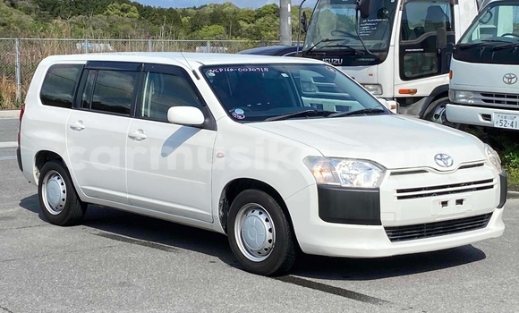 Buy Used Toyota Probox White Car in Beitbridge in Matabeleland South Buy Used Toyota Probox White Car in Beitbridge in Matabeleland South