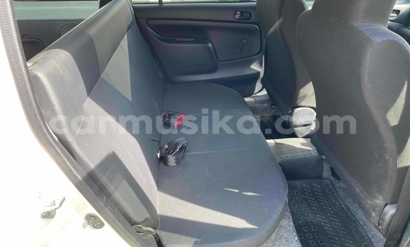 Acheter Occasion Voiture Toyota Probox Blanc à Beitbridge, Matabeleland South Acheter Occasion Voiture Toyota Probox Blanc à Beitbridge, Matabeleland South