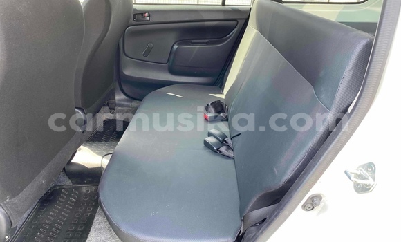 Acheter Occasion Voiture Toyota Probox Blanc à Beitbridge, Matabeleland South Acheter Occasion Voiture Toyota Probox Blanc à Beitbridge, Matabeleland South