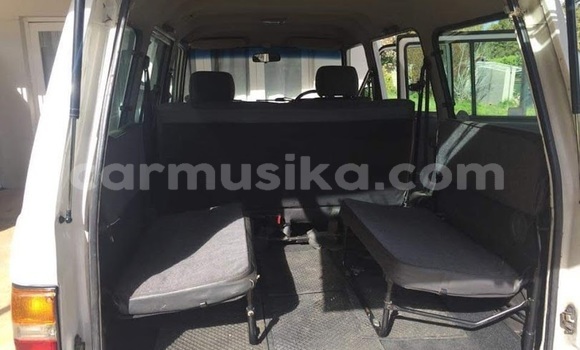 Tenga Tsaru Toyota Venza Chena Mota in Beitbridge in Matabeleland South Tenga Tsaru Toyota Venza Chena Mota in Beitbridge in Matabeleland South