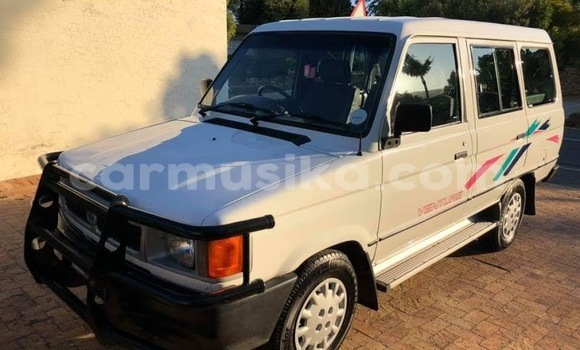 Tenga Tsaru Toyota Venza Chena Mota in Beitbridge in Matabeleland South Tenga Tsaru Toyota Venza Chena Mota in Beitbridge in Matabeleland South