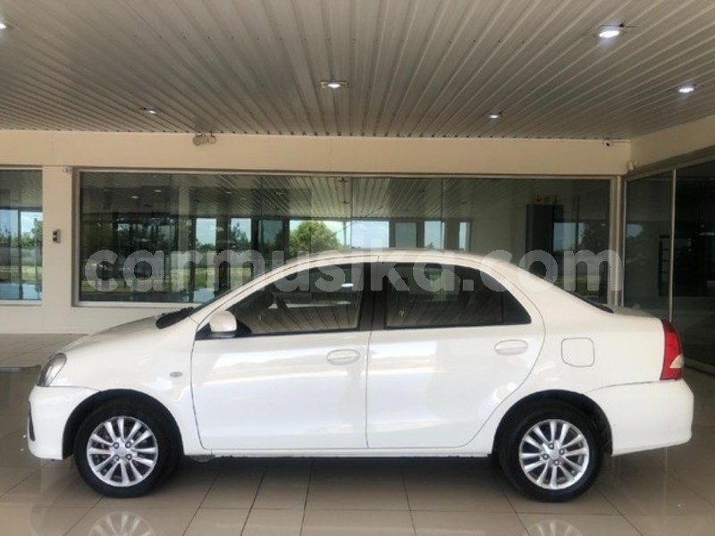 Big with watermark toyota etios matabeleland south beitbridge 32244