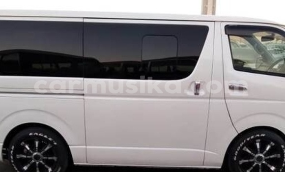 Acheter Occasion Voiture Toyota Hiace Gris à Beitbridge, Matabeleland South Acheter Occasion Voiture Toyota Hiace Gris à Beitbridge, Matabeleland South