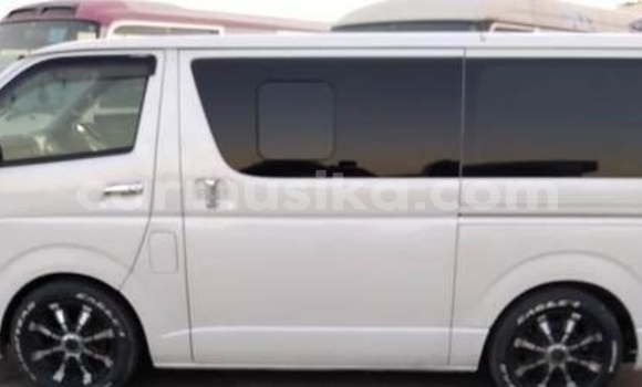 Acheter Occasion Voiture Toyota Hiace Gris à Beitbridge, Matabeleland South Acheter Occasion Voiture Toyota Hiace Gris à Beitbridge, Matabeleland South