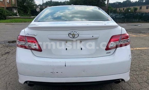 Acheter Occasion Voiture Toyota Corolla Blanc à Beitbridge, Matabeleland South Acheter Occasion Voiture Toyota Corolla Blanc à Beitbridge, Matabeleland South