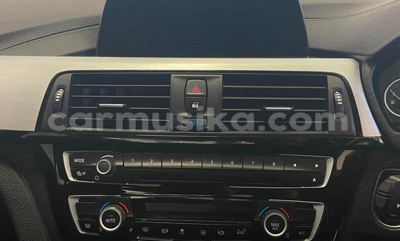 Tenga Tsaru BMW 3–Series Sirivha Mota in Beitbridge in Matabeleland South Tenga Tsaru BMW 3–Series Sirivha Mota in Beitbridge in Matabeleland South