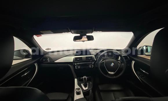 Tenga Tsaru BMW 3–Series Sirivha Mota in Beitbridge in Matabeleland South Tenga Tsaru BMW 3–Series Sirivha Mota in Beitbridge in Matabeleland South