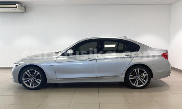 Tenga Tsaru BMW 3–Series Sirivha Mota in Beitbridge in Matabeleland South Tenga Tsaru BMW 3–Series Sirivha Mota in Beitbridge in Matabeleland South