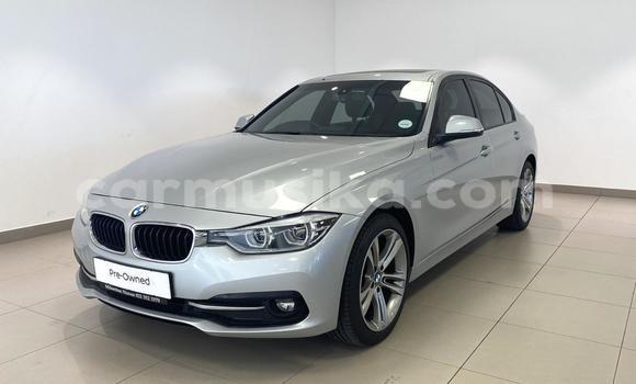 Tenga Tsaru BMW 3–Series Sirivha Mota in Beitbridge in Matabeleland South Tenga Tsaru BMW 3–Series Sirivha Mota in Beitbridge in Matabeleland South