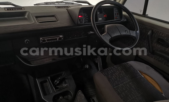 Acheter Occasion Voiture Volkswagen Caravelle Blanc à Beitbridge, Matabeleland South Acheter Occasion Voiture Volkswagen Caravelle Blanc à Beitbridge, Matabeleland South