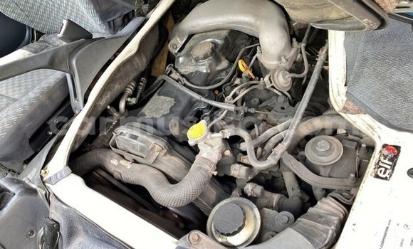 Nunua Ilio tumika Toyota Hiace Nyeupe Gari ndani ya Beitbridge nchini Matabeleland Kusini Nunua Ilio tumika Toyota Hiace Nyeupe Gari ndani ya Beitbridge nchini Matabeleland Kusini