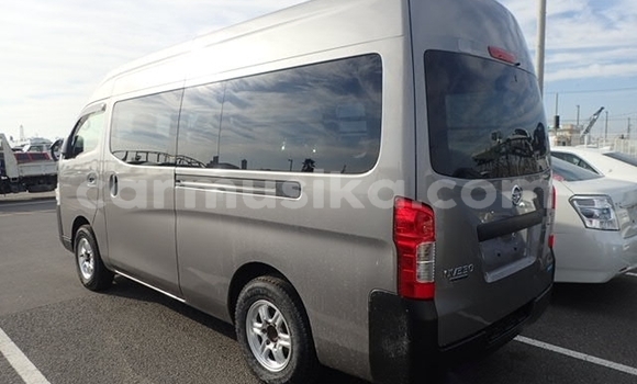 Tenga Tsaru Nissan NV350 Caravan Beige Mota in Beitbridge in Matabeleland South Tenga Tsaru Nissan NV350 Caravan Beige Mota in Beitbridge in Matabeleland South