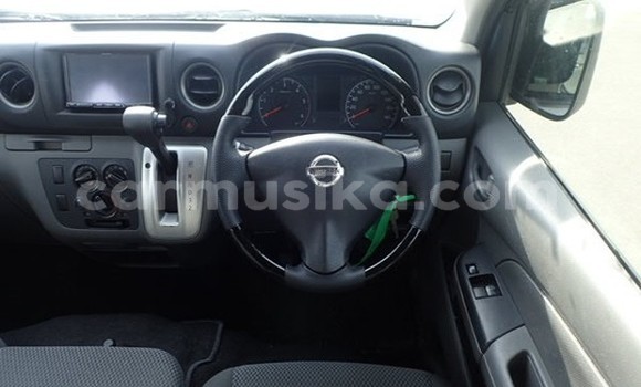 Tenga Tsaru Nissan NV350 Caravan Beige Mota in Beitbridge in Matabeleland South Tenga Tsaru Nissan NV350 Caravan Beige Mota in Beitbridge in Matabeleland South