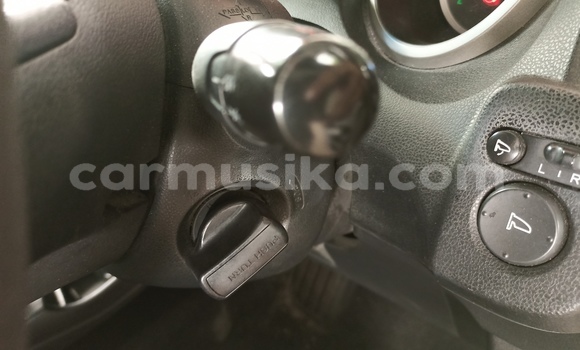 Nunua Ilio tumika Honda Fit Fedha Gari ndani ya Beitbridge nchini Matabeleland Kusini Nunua Ilio tumika Honda Fit Fedha Gari ndani ya Beitbridge nchini Matabeleland Kusini