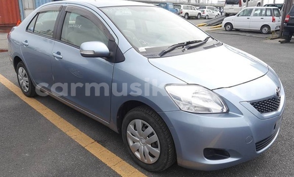 Buy Used Toyota Belta Blue Car in Beitbridge in Matabeleland South
