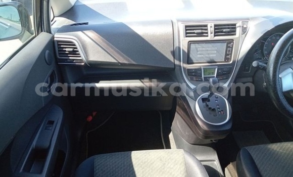 Acheter Occasion Voiture Toyota Ractis Noir à Beitbridge, Matabeleland South Acheter Occasion Voiture Toyota Ractis Noir à Beitbridge, Matabeleland South