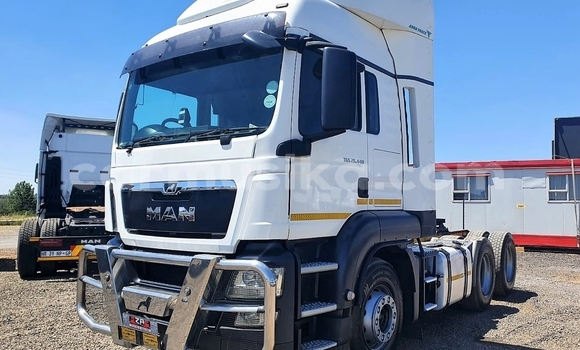 Buy Used Man Silent White Truck in Beitbridge in Matabeleland South