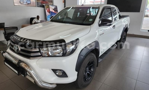 Nunua Ilio tumika Toyota Hilux Nyeupe Gari ndani ya Beitbridge nchini Matabeleland Kusini