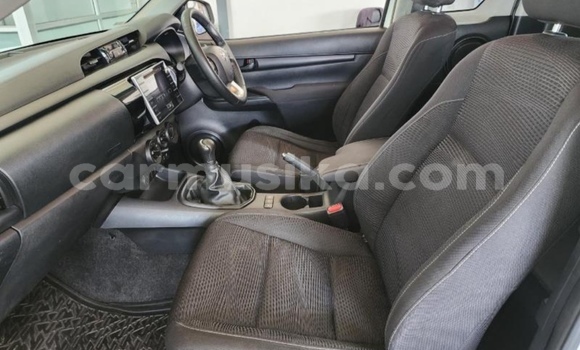 Tenga Tsaru Toyota Hilux Chena Mota in Beitbridge in Matabeleland South Tenga Tsaru Toyota Hilux Chena Mota in Beitbridge in Matabeleland South