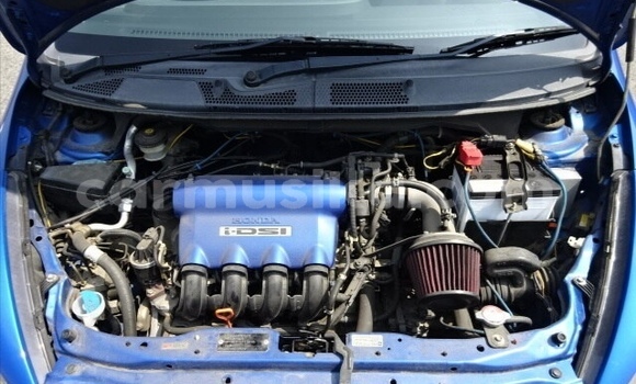 Nunua Ilio tumika Honda Fit Bluu Gari ndani ya Beitbridge nchini Matabeleland Kusini Nunua Ilio tumika Honda Fit Bluu Gari ndani ya Beitbridge nchini Matabeleland Kusini