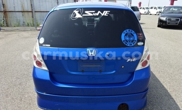 Nunua Ilio tumika Honda Fit Bluu Gari ndani ya Beitbridge nchini Matabeleland Kusini Nunua Ilio tumika Honda Fit Bluu Gari ndani ya Beitbridge nchini Matabeleland Kusini