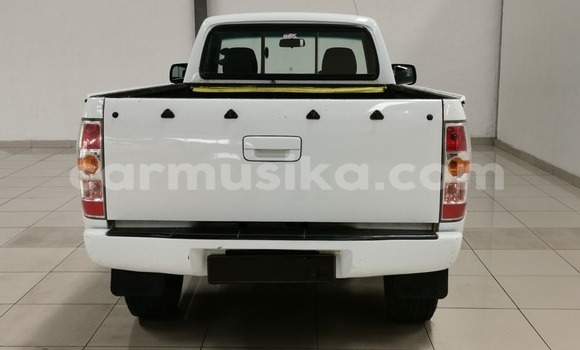 Acheter Occasion Voiture Mazda BT-50 Blanc à Beitbridge, Matabeleland South Acheter Occasion Voiture Mazda BT-50 Blanc à Beitbridge, Matabeleland South