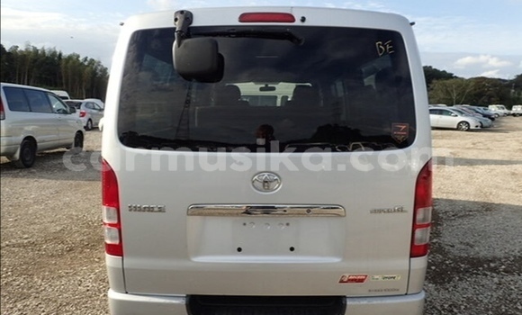 Acheter Occasion Voiture Toyota Hiace Gris à Beitbridge, Matabeleland South Acheter Occasion Voiture Toyota Hiace Gris à Beitbridge, Matabeleland South