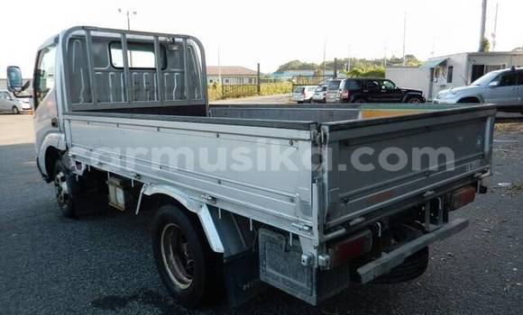 Tenga Tsaru Toyota Dyna Sirivha Mota in Beitbridge in Matabeleland South Tenga Tsaru Toyota Dyna Sirivha Mota in Beitbridge in Matabeleland South