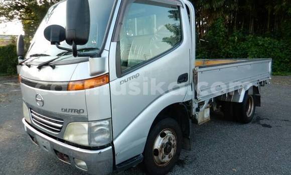 Tenga Tsaru Toyota Dyna Sirivha Mota in Beitbridge in Matabeleland South Tenga Tsaru Toyota Dyna Sirivha Mota in Beitbridge in Matabeleland South