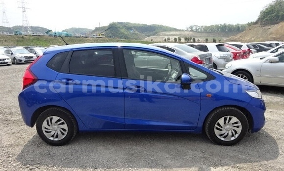 Acheter Occasion Voiture Honda Fit Bleu à Beitbridge, Matabeleland South Acheter Occasion Voiture Honda Fit Bleu à Beitbridge, Matabeleland South