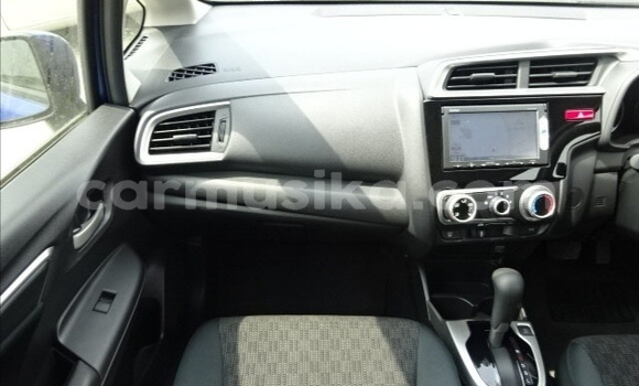 Acheter Occasion Voiture Honda Fit Bleu à Beitbridge, Matabeleland South Acheter Occasion Voiture Honda Fit Bleu à Beitbridge, Matabeleland South