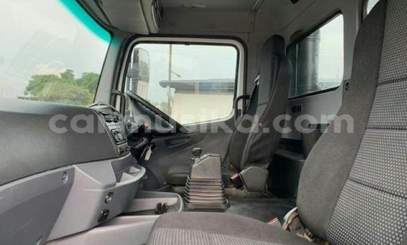 Acheter Occasion Voiture Mercedes‒Benz 300–Series Blanc à Beitbridge, Matabeleland South Acheter Occasion Voiture Mercedes‒Benz 300–Series Blanc à Beitbridge, Matabeleland South