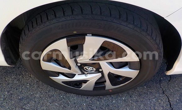 Acheter Occasion Voiture Toyota Aqua Blanc à Beitbridge, Matabeleland South Acheter Occasion Voiture Toyota Aqua Blanc à Beitbridge, Matabeleland South