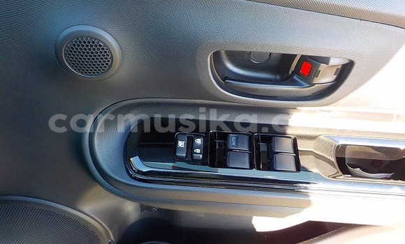 Acheter Occasion Voiture Toyota Aqua Blanc à Beitbridge, Matabeleland South Acheter Occasion Voiture Toyota Aqua Blanc à Beitbridge, Matabeleland South