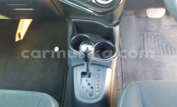 Acheter Occasion Voiture Toyota Aqua Blanc à Beitbridge, Matabeleland South Acheter Occasion Voiture Toyota Aqua Blanc à Beitbridge, Matabeleland South