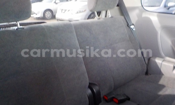 Acheter Occasion Voiture Toyota Noah Gris à Beitbridge, Matabeleland South Acheter Occasion Voiture Toyota Noah Gris à Beitbridge, Matabeleland South